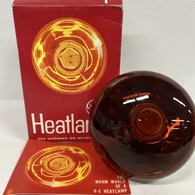 CG401-F9 GENERAL ELECTRIC Heatlamp Heat Bulb Standard Base